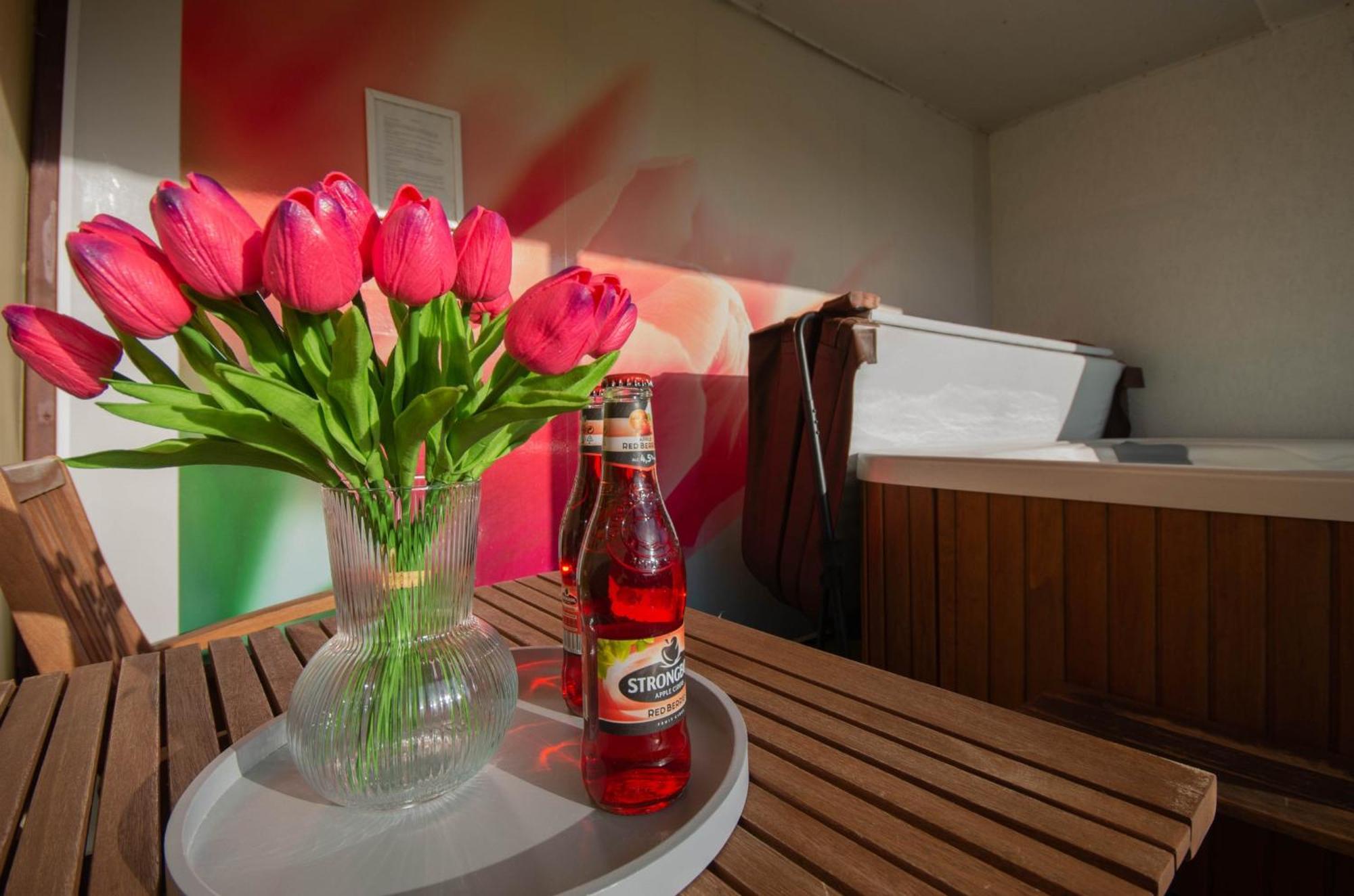 Ferienwohnung Lilien Deluxe Gyula Exterior foto